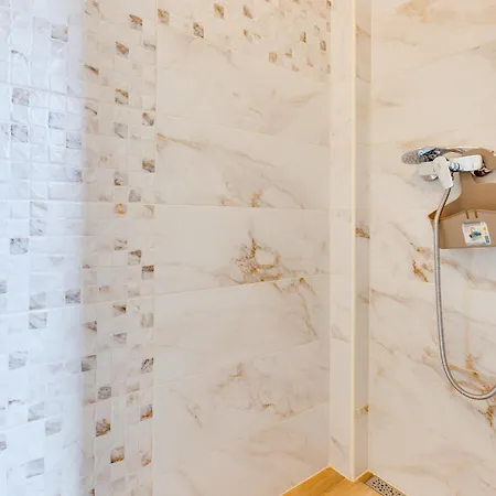 Irena&dolores Malinska