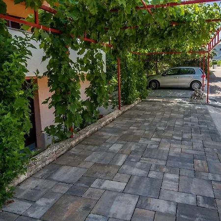 Apartment Irena&dolores *