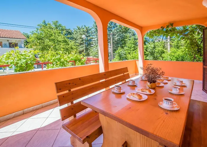 アパート Irena&dolores *